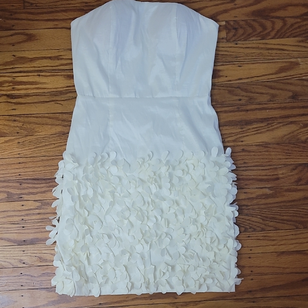Elegant Strapless Cream Dress